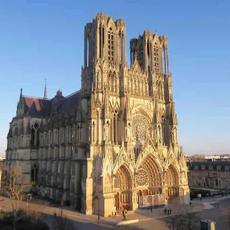 Cathedrale/cossu/confortable/spacieux *