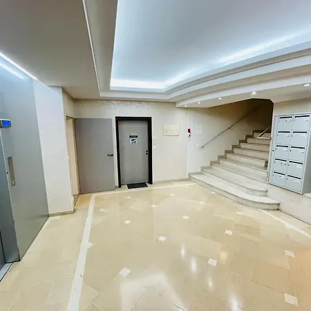 Daire Cathedrale/cossu/confortable/spacieux